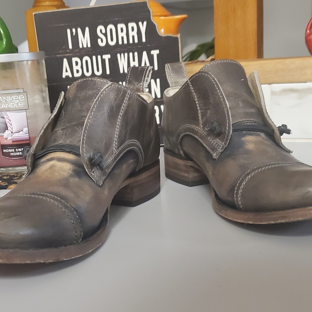 Freebird Mabel Size 9